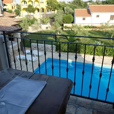 Apartment Dalmatino.1 * Vir