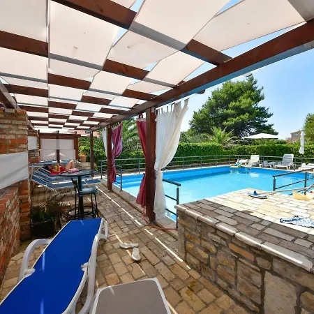 Apartment Dalmatino.1 * Vir